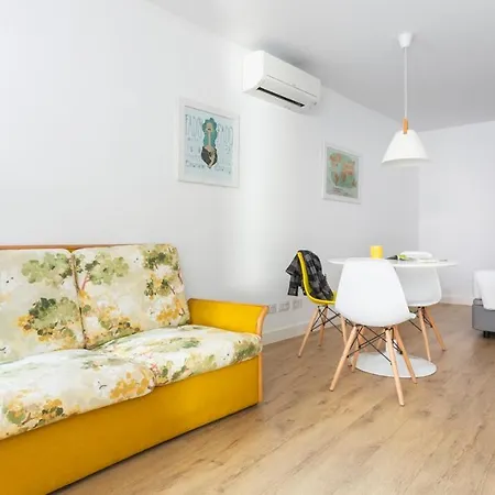 Plum Guide - Saint George's Terrace Apartment *