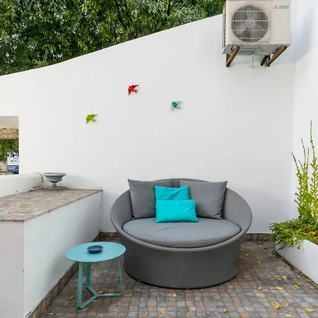 Apartment Plum Guide - Saint George's Terrace *